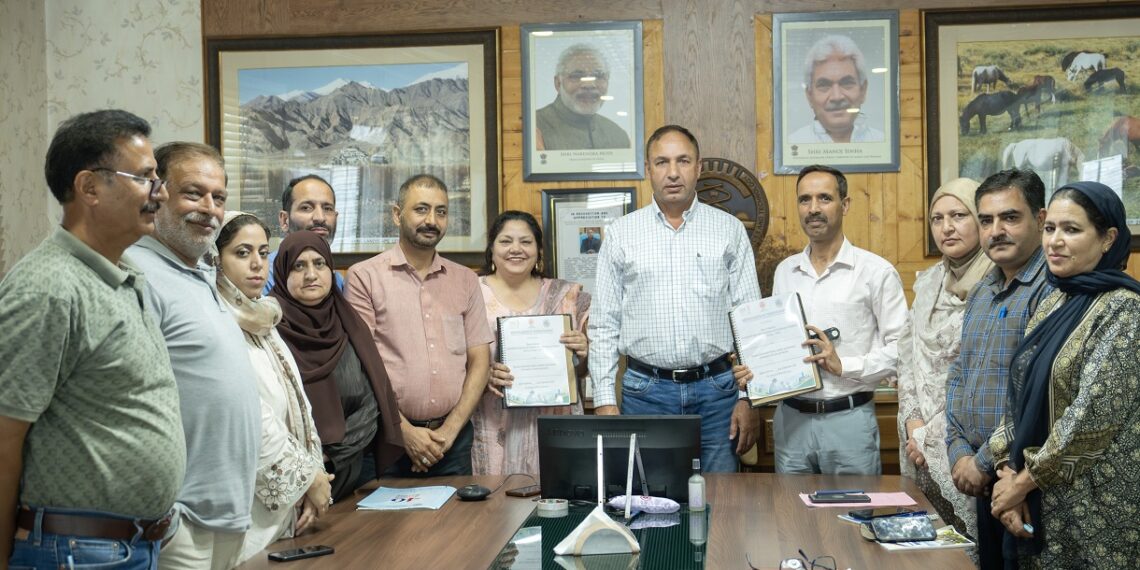 SKUAST-K, Mission Poshan sign MoU to boost Nutrition through Poshan Vatika