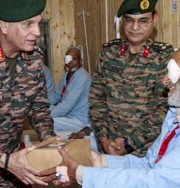 Army Chief visits Tangdhar, interacts with patients at mega eye surgery camp