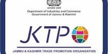 JKTPO organises Export Awareness-cum-E-Commerce Onboarding drive in Budgam