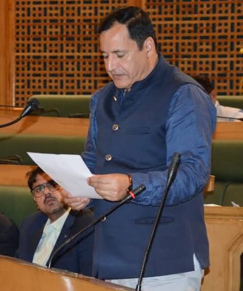 Javid Dar lays CAG Reports in Assembly