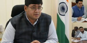 DC Ganderbal reviews implementation of Green India Mission