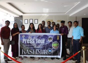 Kerala media delegation begins 7-day J&K tour