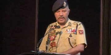 Uniform carries responsibility, risks: DGP to new police officers