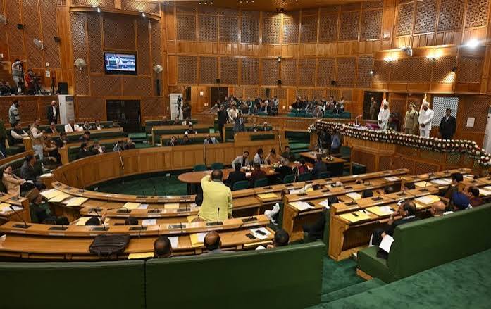 J&K Assembly to go paperless from upcoming autumn session