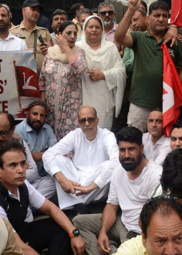 NC protests in Srinagar demanding statehood, constitutional guarantees