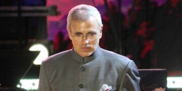 Omar invites global filmmakers to explore J&K’s stories, culture