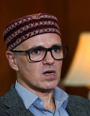 Don’t rely on Centre’s verbal promises unless in writing: Omar to Ladakh leaders