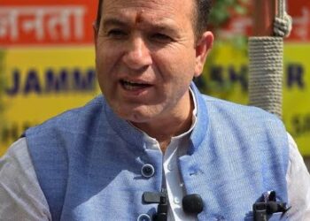 If govt has no authority, CM should dissolve Assembly: LoP Sharma