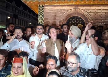 BJP organises ‘Ashirwad Ka Diya’ prog at Lal Chowk to mark PM Modi’s birthday