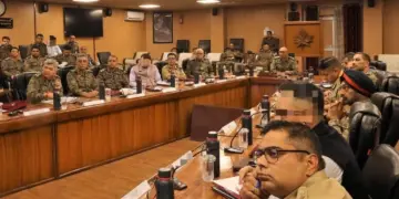 Northern Army Commander reviews security in Srinagar
