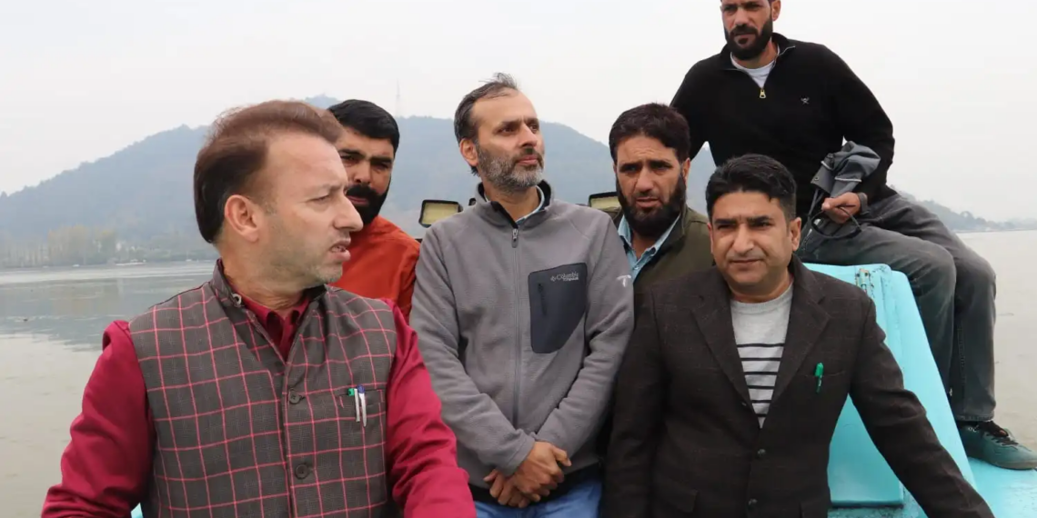 VC LCMA inspects Dal Lake Shoreline, Pokhribal