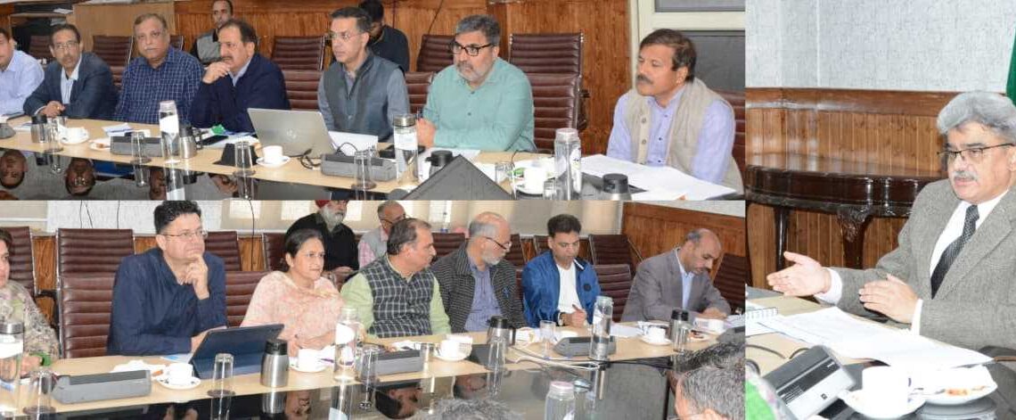 CS Dulloo reviews progress on solarization of houses, Govt buildings in J&K