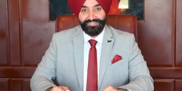 Charandeep Singh assumes Charge as Deputy Commissioner Shopian