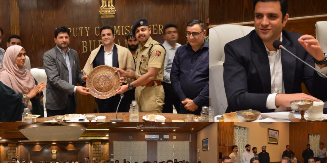 District Admin Budgam bids farewell to outgoing DC, ADDC, ACR