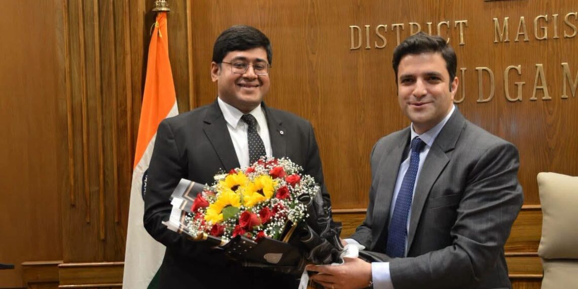 Jatin Kishore assumes charge as Deputy Commissioner Budgam