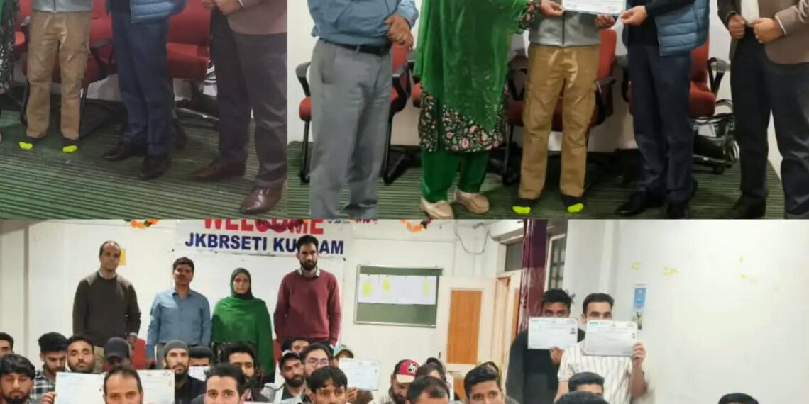 EDP training of 36 JKREGP beneficiaries concludes at JKBRSETI Kulgam