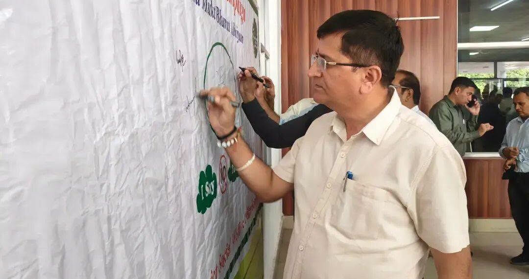 District-Level Nasha Mukt pledge held at Samba to mark 6 Years of anti-drug campaign