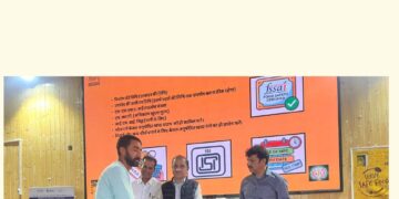 FDA conducts FoSTaC training for street food vendors in Anantnag