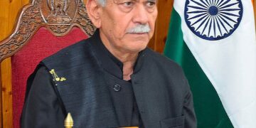 LG Sinha pays tribute to Lal Bahadur Shastri