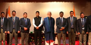LG felicitates SSF personnel for role in ‘Drug-Free J&K Campaign’