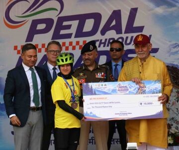 === ‘PEDAL THROUGH PARADISE’ === J&K emerging as land of possibilities: LG Sinha