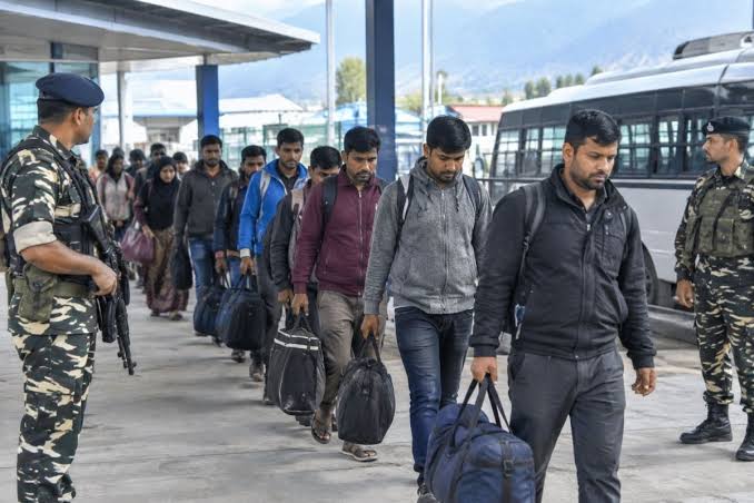 150 Bangladeshis deported from J&K