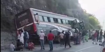 LG condoles loss of life in Ramban accident