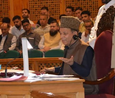 Speaker directs govt to study other States’ EWS criteria