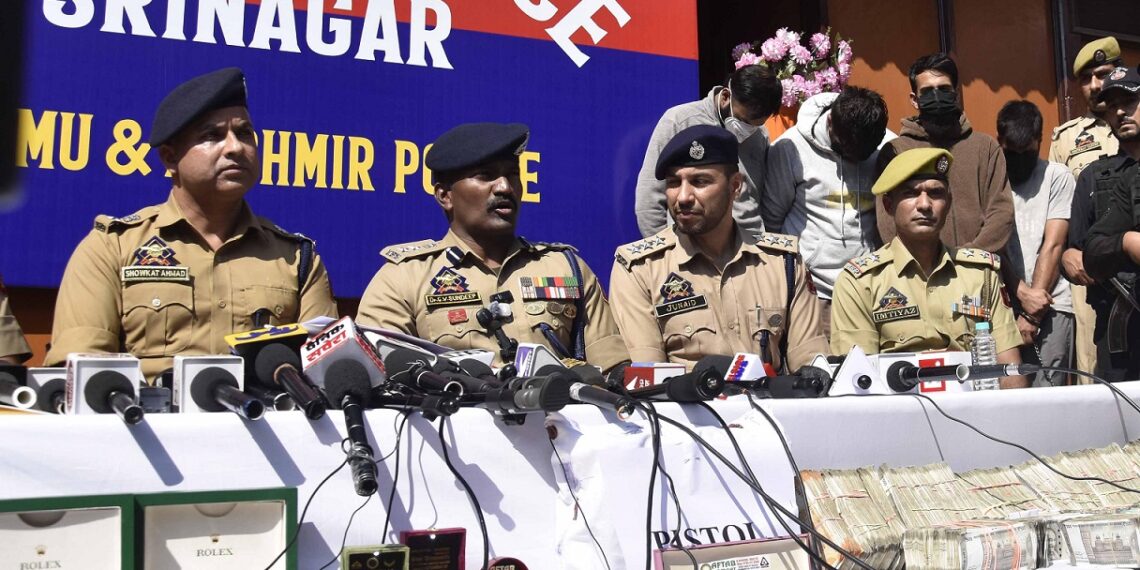 Inter-state drug network busted in Sgr, 8 arrested, huge haul seized
