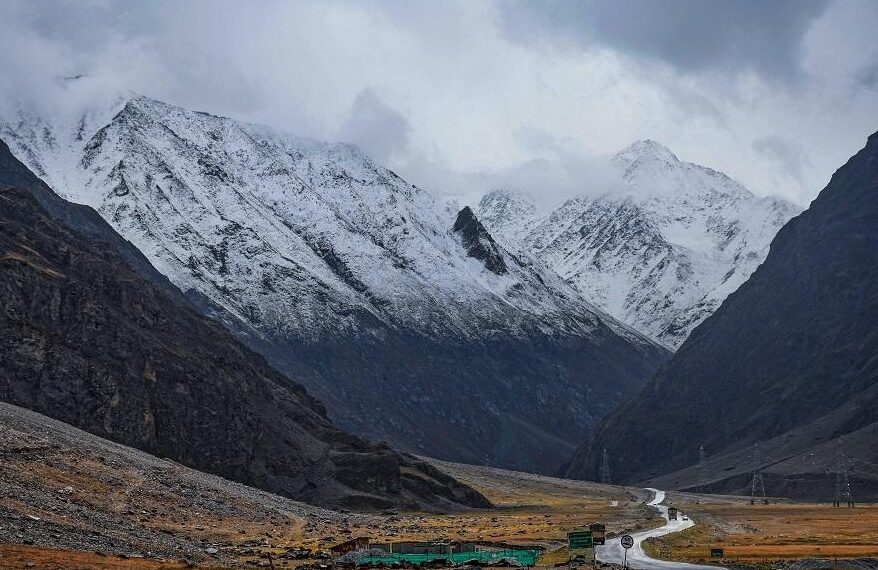 J&K upper reaches likely to witness snowfall, rain till Oct 10: MeT