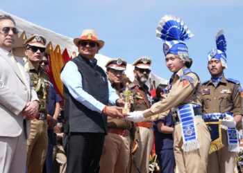 Ladakh Police performs duty in most challenging conditions: LG Saxena