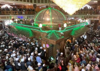 Urs Sheikh Nooruddin Noorani (RA) begins at Charar-i-Sharief