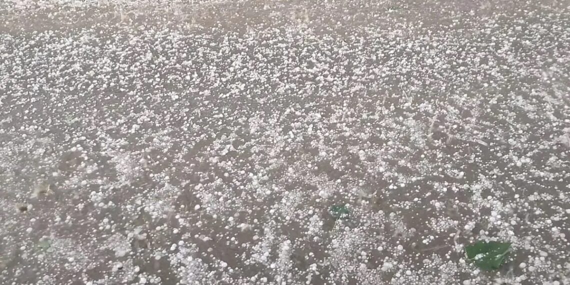 Devastating hailstorm pounds Kashmir, Bandipora worst hit