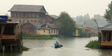 Snowfall in higher reaches, rains in plains, temps down