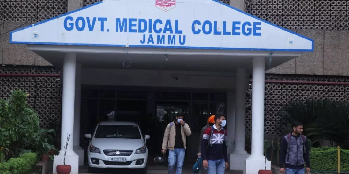 GMCH Jammu operationalises flow cytometry, IHC services