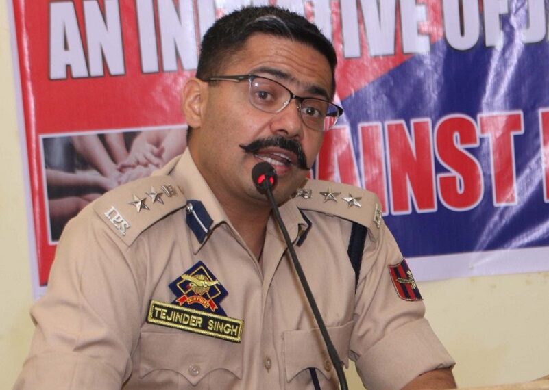 IGP Jammu vows offensive against terror, narco networks