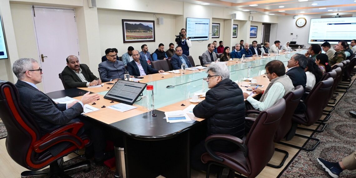 CM reviews winter preparedness, stresses coordinated snow clearance