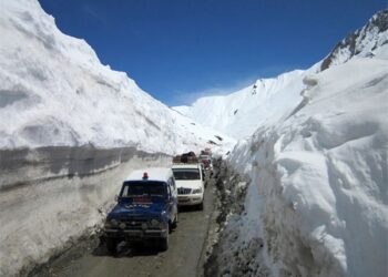 Vehicular movement restricted on Zojila Axis from Oct 28 to 30