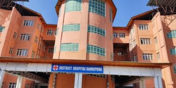 Bandipora traders threaten hunger strike over doctor shortage