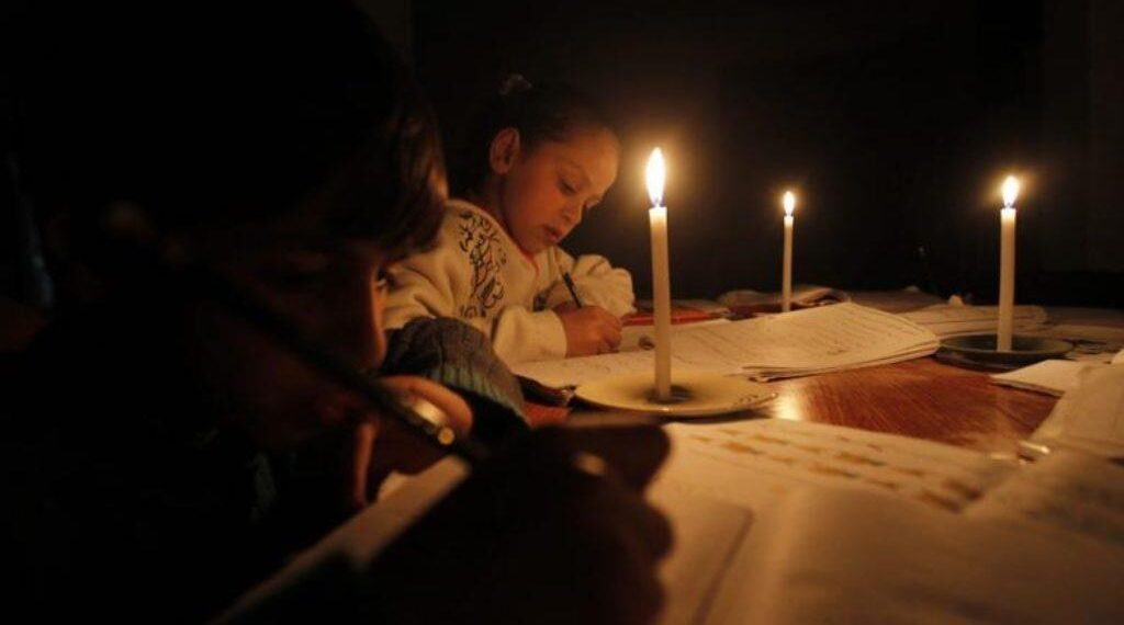 Bemina residents complain of unscheduled power cutsv